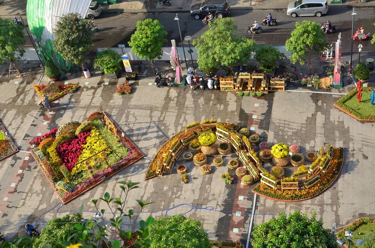 Hôm nay khai mạc đường hoa Tết Nguyễn Huệ tại TP.HCM ảnh 2