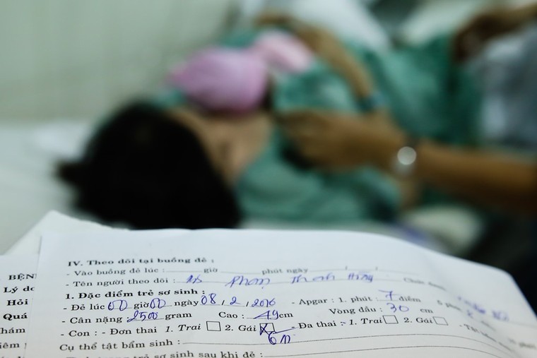 Chào đón công dân nhí đầu tiên của năm Bính Thân ảnh 6