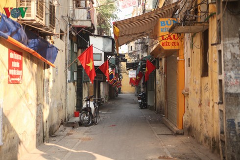 Ngày mùng 1 Tết với người dân Thủ đô Hà Nội ảnh 2