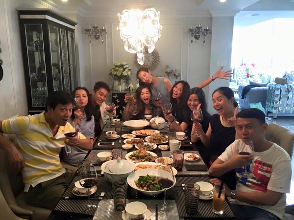 Ngọc Thúy làm party vui vẻ, dù 'tình địch' Phan Như Thảo nổi đóa ảnh 8