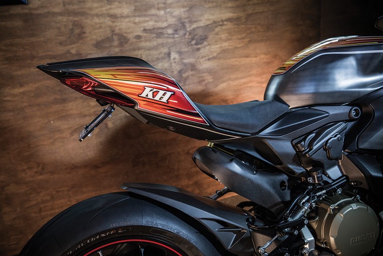 KH9 Ducati Panigale 1199S: Không chỉ là xe mà còn là nghệ thuật ảnh 6