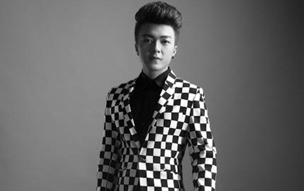 Khánh Hoàng 'tố' Tùng Dương đang hạ thấp nghệ sĩ trẻ hát Bolero ảnh 1