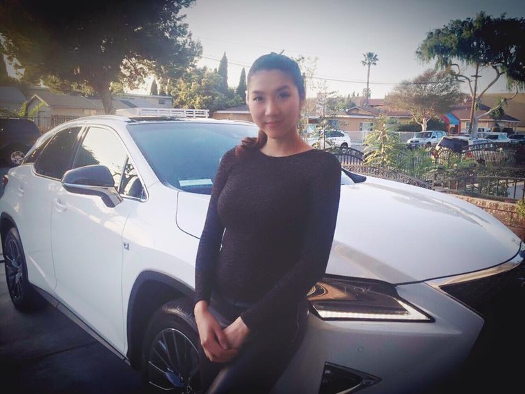 Ngọc Quyên 'tậu' xế hộp Lexus sau scandal sóng gió hôn nhân ảnh 5