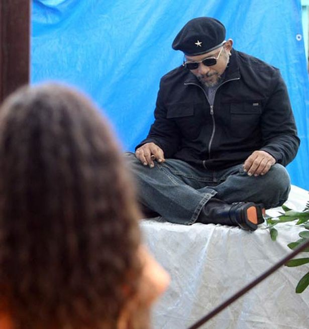 Kinh hãi ‘trào lưu’ người chết đến dự đám tang của chính mình ảnh 9