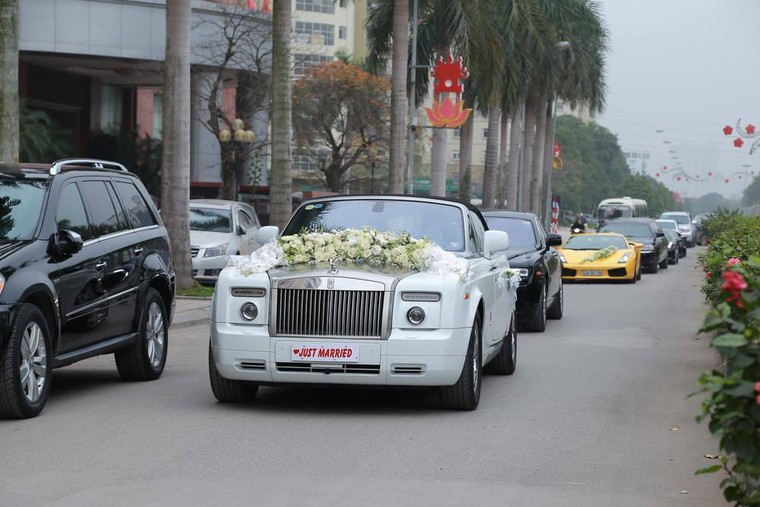 Ngắm biệt thự xa hoa ở khu nhà giàu của chồng Á hậu Ngô Trà My ảnh 4