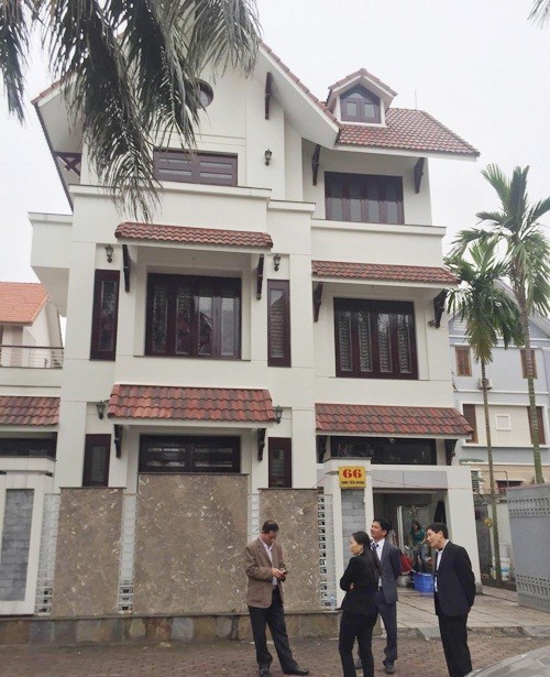 Ngắm biệt thự xa hoa ở khu nhà giàu của chồng Á hậu Ngô Trà My ảnh 5