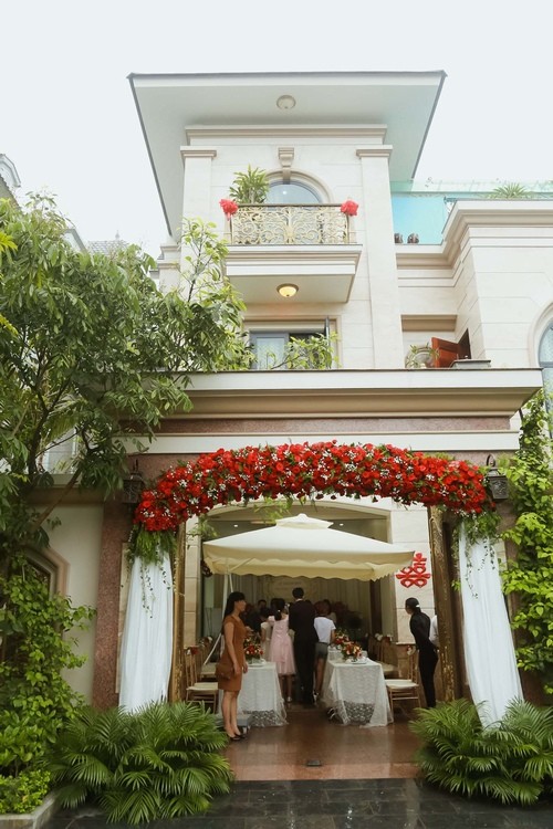 Nam Cường gây bất ngờ với đám cưới xa hoa và siêu xe 20 tỷ ảnh 5