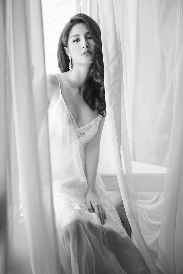 Diễm My 9X 'gây mê' người đối diện với đầm voan 'nóng bỏng mắt' ảnh 5