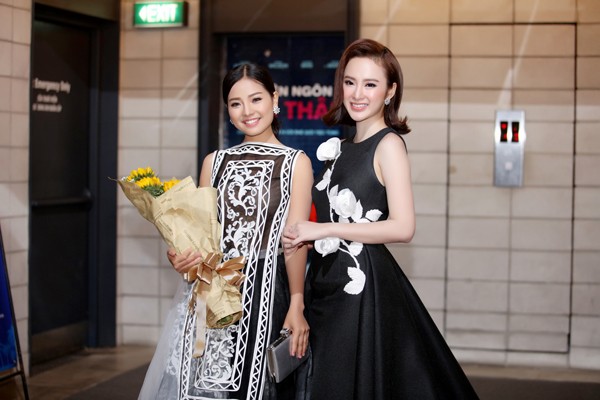 Angela Phương Trinh bối rối vì Trường Giang mạnh bạo 'tấn công' ảnh 6