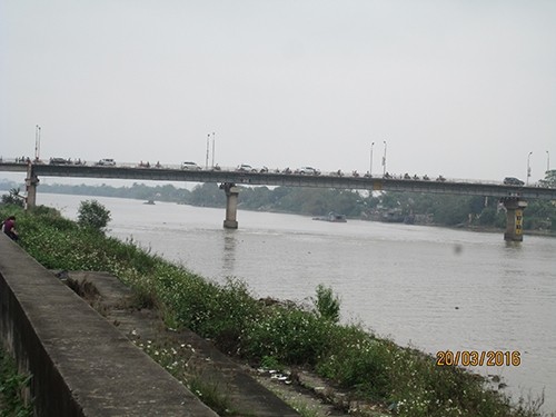 Chồng chết, vợ đau đớn nhảy cầu Đò Quan tự vẫn ảnh 1