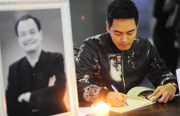 Sao Việt nghẹn ngào trong lễ viếng tiễn đưa nhạc sĩ Thanh Tùng ảnh 4