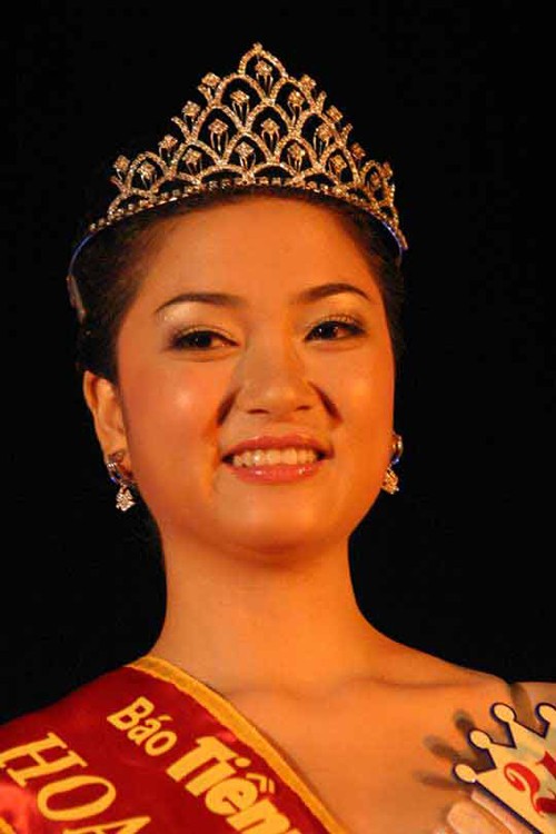 'Nhan sắc khó nhận ra' của Nguyễn Thị Huyền sau 12 năm đăng quang ảnh 6