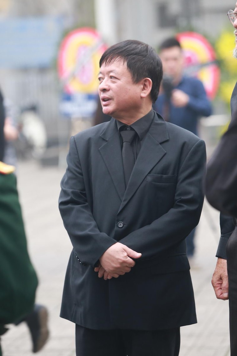 Thanh Lam, Quốc Trung nghẹn ngào đưa tiễn nhạc sĩ Thanh Tùng ảnh 5