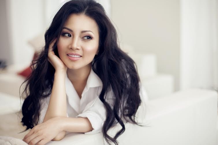 'Em gái Cẩm Ly' Hà Phương trải lòng về hôn nhân với chồng tỷ phú ảnh 4