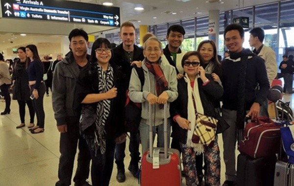 Nhiều nghệ sĩ đến thăm, cầu mong nhạc sĩ Nguyễn Ánh 9 bình phục ảnh 1