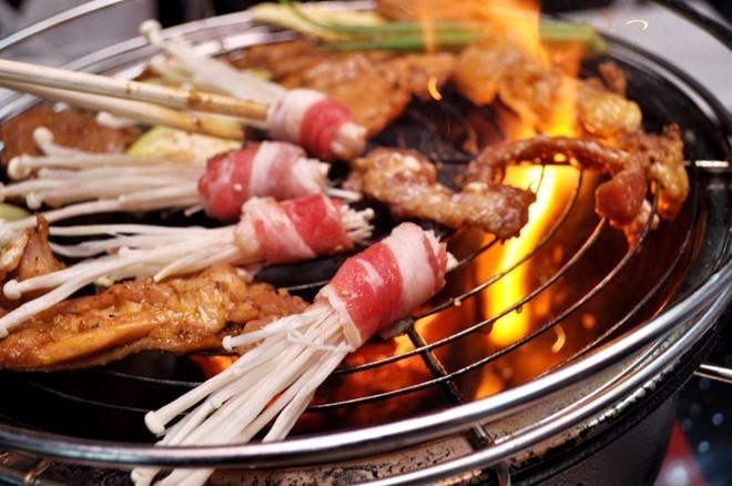 Thực phẩm quen thuộc dễ gây ung thư dạ dày mà bạn không hay biết ảnh 2