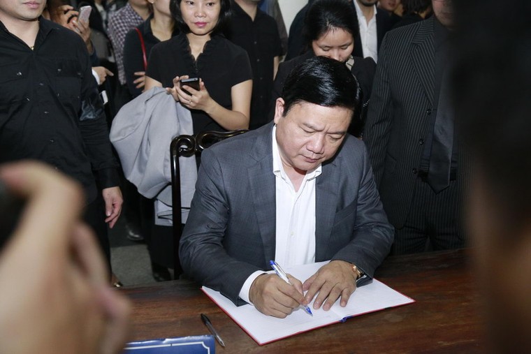 Toàn cảnh tang lễ Trần Lập - Ấm áp yêu thương hòa trong nước mắt ảnh 15