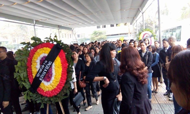 Toàn cảnh tang lễ Trần Lập - Ấm áp yêu thương hòa trong nước mắt ảnh 13