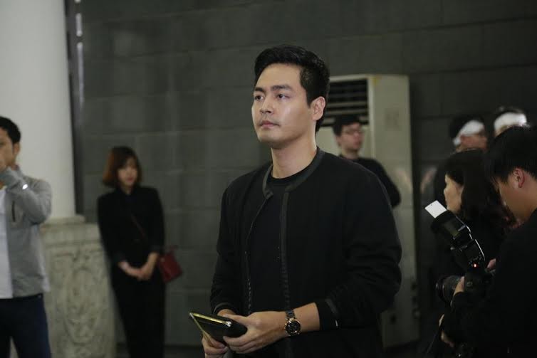 Nghệ sĩ Việt bật khóc.. nén đau thương trong tang lễ Trần Lập ảnh 5