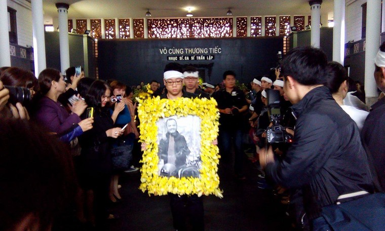 Toàn cảnh tang lễ Trần Lập - Ấm áp yêu thương hòa trong nước mắt ảnh 4