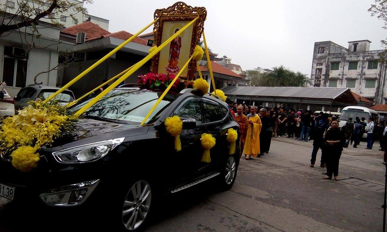 Dàn xe motor phân khối lớn đưa tiễn Trần Lập về đất mẹ ảnh 7
