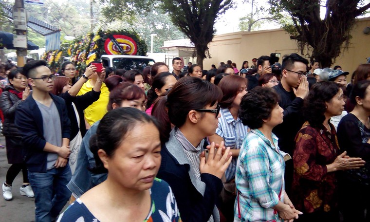 Toàn cảnh tang lễ Trần Lập - Ấm áp yêu thương hòa trong nước mắt ảnh 8