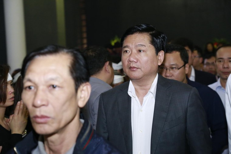 Những hình ảnh tiễn biệt nghẹn ngào ở tang lễ Trần Lập ảnh 8