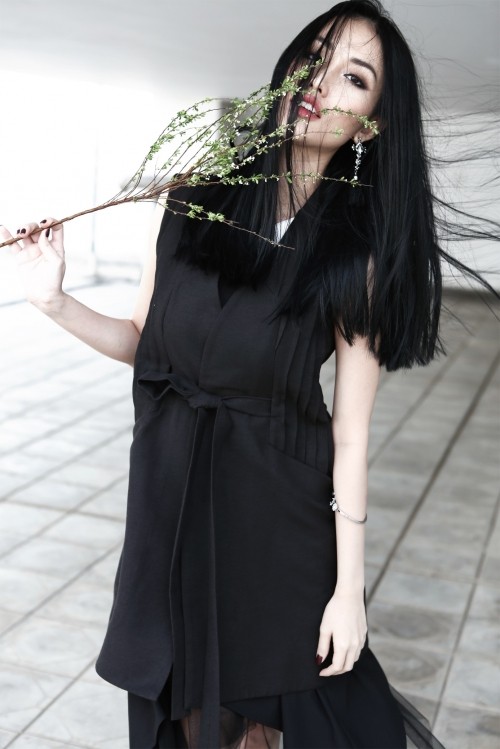 'Bạn gái cũ Trấn Thành' Mai Hồ lột xác vừa gợi cảm vừa cá tính ảnh 7