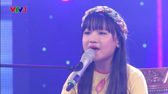 Vietnam’s Got Talent: Trấn Thành bái phục cô bé 'Bánh mì cháy' ảnh 2
