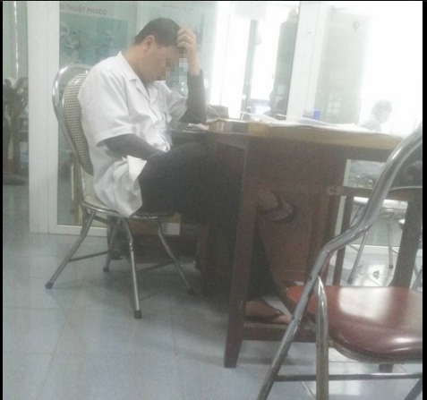 Bác sĩ bắt bệnh nhân chờ 4 tiếng: Bộ y tế yêu cầu xử lý nghiêm ảnh 1