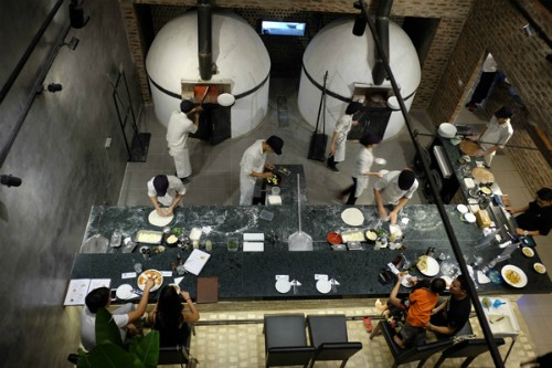 4 quán ăn phải 'xếp hàng' chờ nhưng vẫn đông khách ở Hà Nội ảnh 4