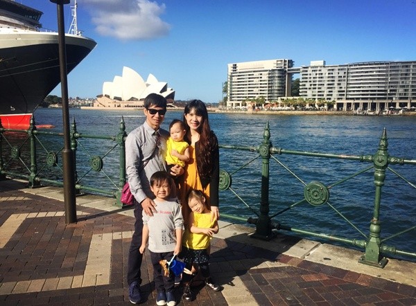 Lý Hải - Minh Hà cùng các con du lịch khám phá xứ sở chuột túi ảnh 1