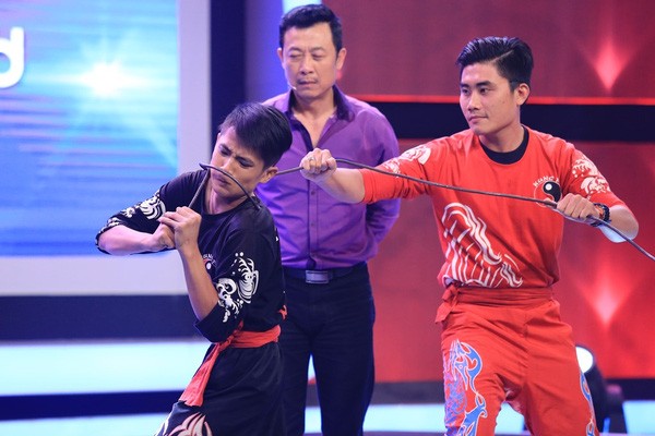 Lý Nhã Kỳ tặng Người bí ẩn 50 triệu, 'đá xéo' Trấn Thành hai mặt ảnh 5