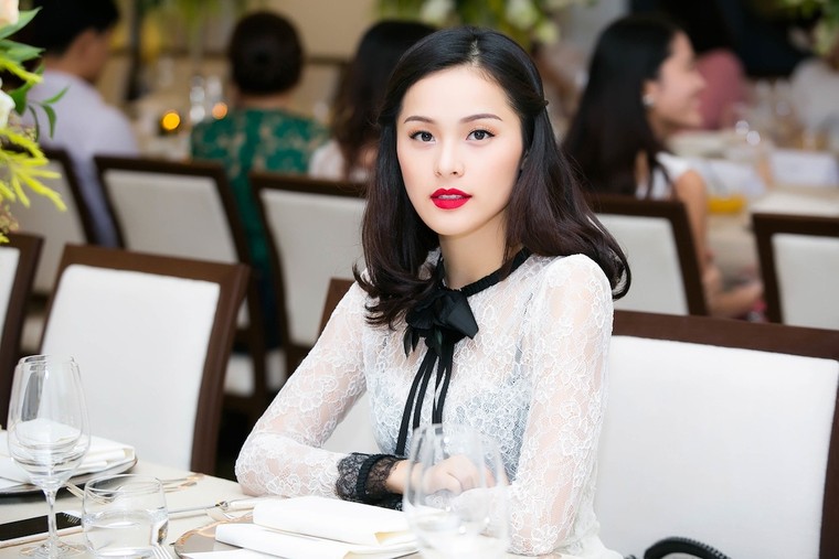 Hạ Vi buồn bã vì Cường Đô la hạnh phúc bên Hồ Ngọc Hà? ảnh 1