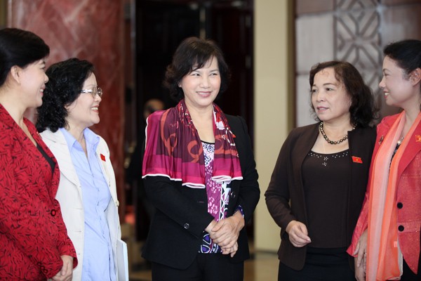 Dấu ấn phong cách nữ Chủ tịch Quốc hội đầu tiên ảnh 1