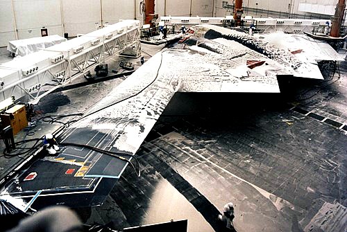 Video: 'Bóng ma bầu trời' B-2 Spirit đầy uy lực của Không quân Mỹ ảnh 2