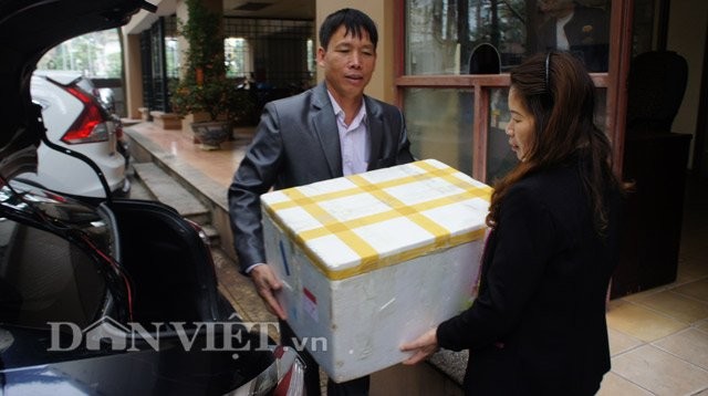 Hỏng đầm tôm, ông Đoàn Văn Vươn tiếp thị vịt sạch ở Thủ đô ảnh 3