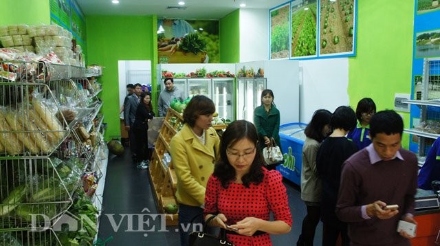 Hỏng đầm tôm, ông Đoàn Văn Vươn tiếp thị vịt sạch ở Thủ đô ảnh 10