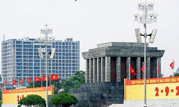 Bắt đầu cưỡng chế tòa nhà 8B Lê Trực vào 8h sáng mai ảnh 1