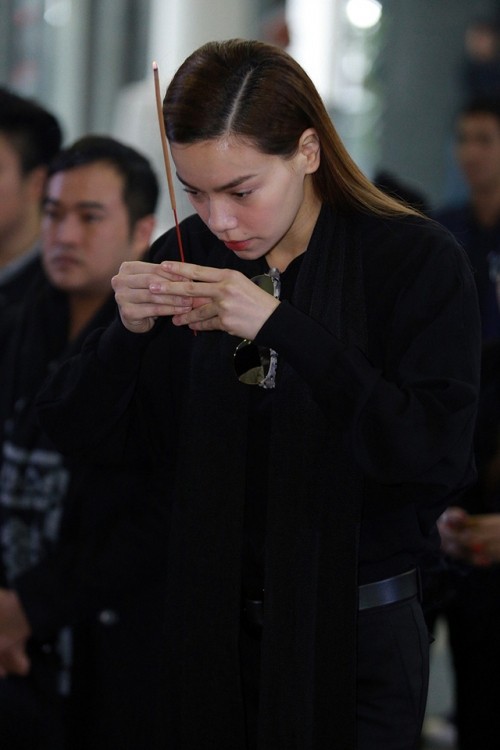 Hồ Ngọc Hà - Nỗi lòng về 'bão' thái độ lạ ở tang lễ NS Lương Minh ảnh 3