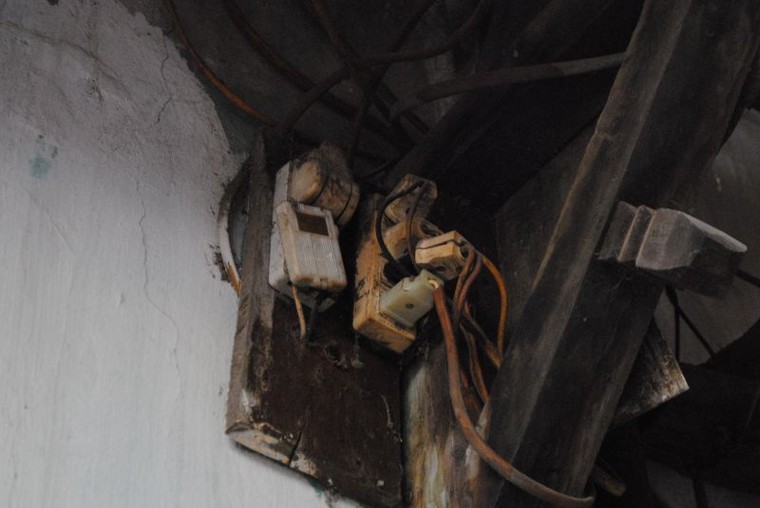 Nhà sắp sập không được sửa, nữ sinh cầu cứu Chủ tịch Hà Nội ảnh 6