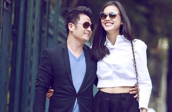 Bằng Kiều ôm eo Dương Mỹ Linh dạo phố thu hút 'vạn ánh mắt' ảnh 1