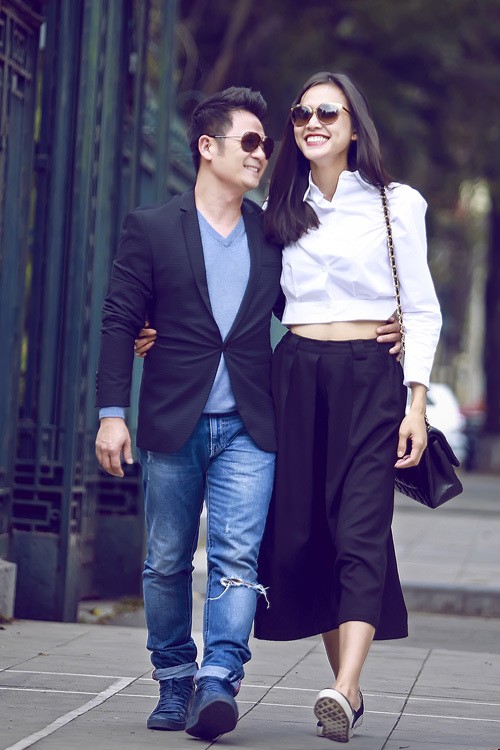 Bằng Kiều ôm eo Dương Mỹ Linh dạo phố thu hút 'vạn ánh mắt' ảnh 3