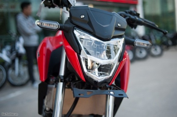 Chiêm ngưỡng độ hầm hố của Honda CB150R Streetfire 106 triệu ảnh 3