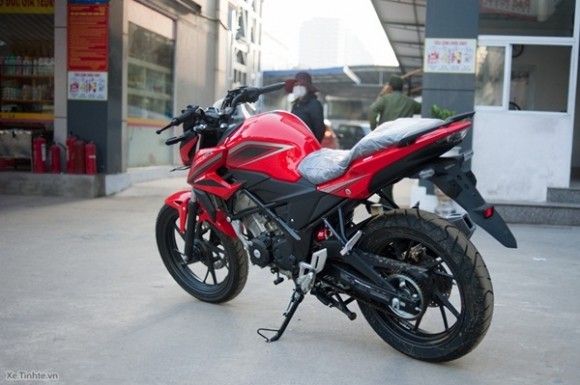 Chiêm ngưỡng độ hầm hố của Honda CB150R Streetfire 106 triệu ảnh 4