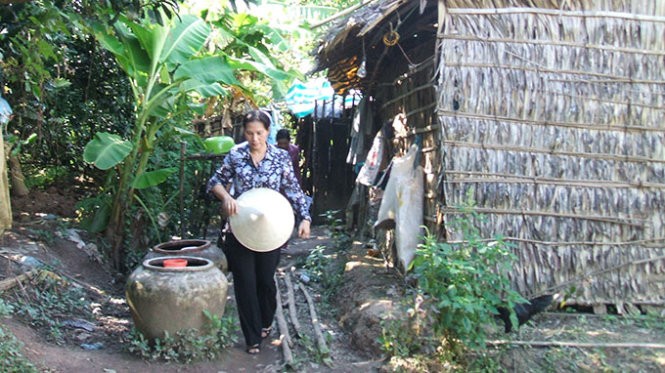 Chùm ảnh nữ Chủ tịch Quốc hội thăm nạn nhân sập cầu Cần Thơ ảnh 2