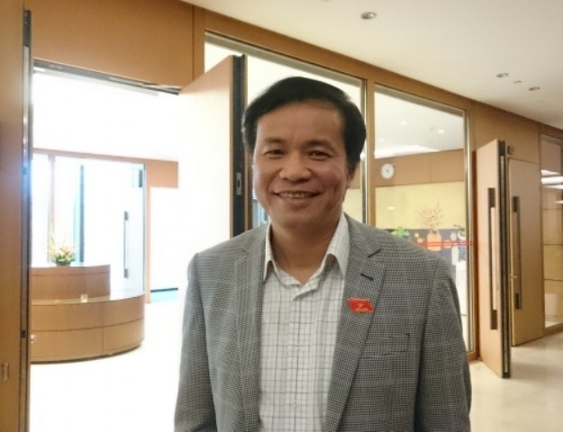 Nghi lễ tuyên thệ trước Quốc kỳ nên có sự điều chỉnh hợp lý hơn? ảnh 1