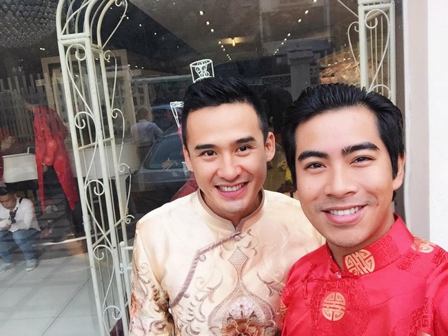 Lương Thế Thành rạng rỡ đưa sính lễ rước cô dâu Thúy Diễm về dinh ảnh 2