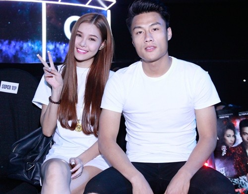 Khắc Tiệp nghẹn vì Ngọc Trinh lẫn Kỳ Hân lên xe hoa trong 2016? ảnh 6