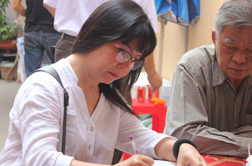 Dàn nghệ sĩ Việt xúc động đến viếng đám tang nhạc sĩ Nguyễn Ánh 9 ảnh 4